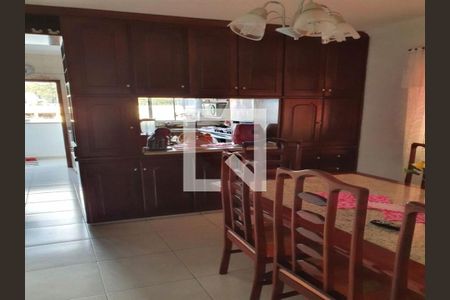 Casa à venda com 3 quartos, 137m² em Jardim Nossa Senhora do Carmo, São Paulo