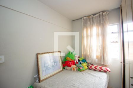 Quarto 2 de apartamento à venda com 3 quartos, 52m² em Urca, Contagem