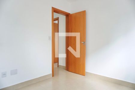 Quarto 1 de apartamento à venda com 2 quartos, 59m² em Santo Antônio, Belo Horizonte