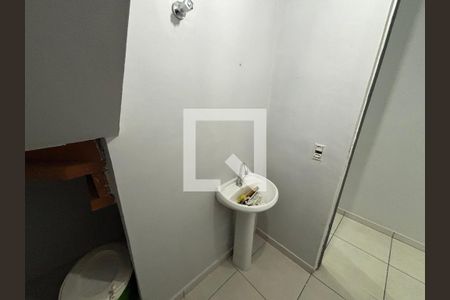 Lavabo de casa para alugar com 2 quartos, 75m² em Jardim Marilu, Cotia