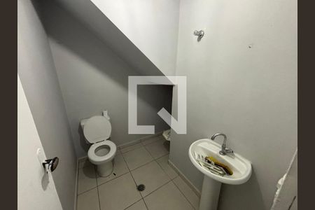 Lavabo de casa para alugar com 2 quartos, 75m² em Jardim Marilu, Cotia