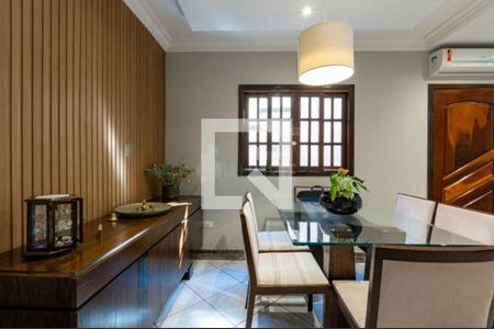 Casa à venda com 3 quartos, 128m² em Jardim Santa Cruz (Campo Grande), São Paulo