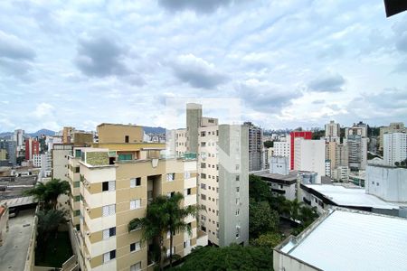 Vista da Sala de apartamento à venda com 3 quartos, 95m² em Coracao de Jesus, Belo Horizonte