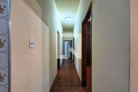 Corredor de casa para alugar com 5 quartos, 190m² em Vila Caiçara, Praia Grande