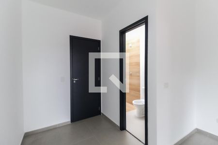 Suíte 1 de casa à venda com 2 quartos, 76m² em Jardim Helena, São Paulo