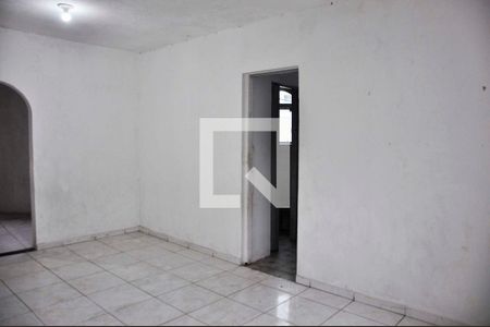 Sala de casa para alugar com 3 quartos, 100m² em Jaraguá, São Paulo