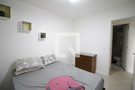 Quarto 1 de apartamento para alugar com 2 quartos, 78m² em Freguesia (jacarepaguá), Rio de Janeiro