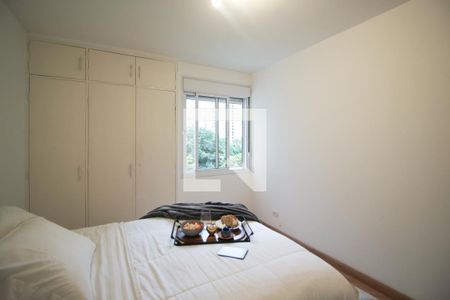 Quarto 2 de apartamento para alugar com 3 quartos, 75m² em Moema, São Paulo