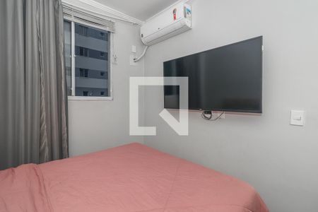 Quarto de apartamento à venda com 2 quartos, 48m² em Santa Fé, Porto Alegre