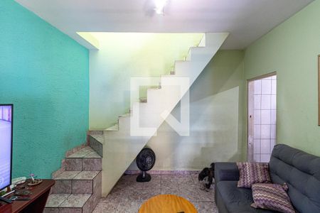 Sala de casa à venda com 2 quartos, 294m² em Jardim Verônia, São Paulo