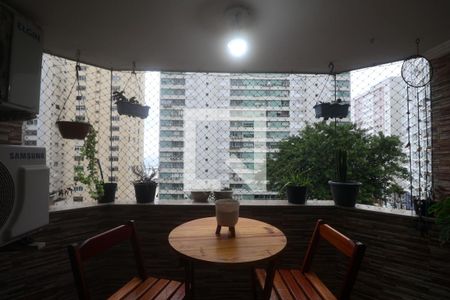Varanda de apartamento para alugar com 2 quartos, 74m² em Centro, Guarujá