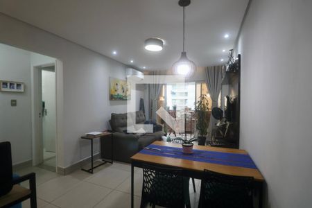 Sala de apartamento para alugar com 2 quartos, 74m² em Centro, Guarujá