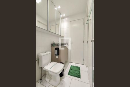 Banheiro de apartamento para alugar com 1 quarto, 39m² em Santo Amaro, São Paulo