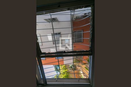 Apartamento à venda com 2 quartos, 43m² em São João Batista, Belo Horizonte