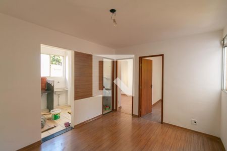 Apartamento à venda com 2 quartos, 43m² em São João Batista, Belo Horizonte