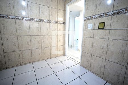 Cozinha e Área de Serviço de apartamento para alugar com 2 quartos, 57m² em Vila Camilópolis, Santo André