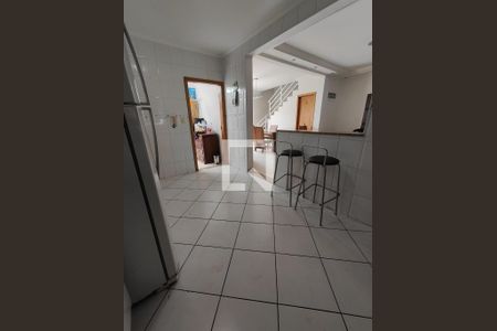 Cozinha de casa à venda com 3 quartos, 180m² em Vila Santo Alberto, Santo André