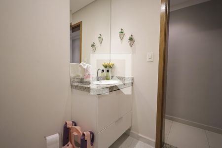 Banheiro de casa à venda com 3 quartos, 160m² em Parque Capuava, Santo André