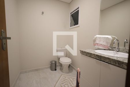Banheiro de casa à venda com 3 quartos, 160m² em Parque Capuava, Santo André