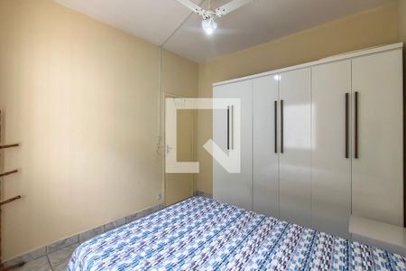 Quarto q de casa para alugar com 2 quartos, 136m² em Vila Caiçara, Praia Grande