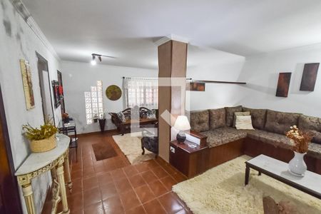 Sala de casa à venda com 4 quartos, 250m² em Paraíso, São Paulo