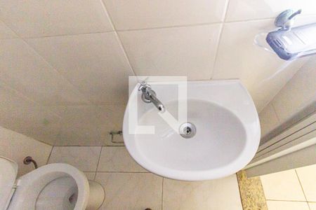 Lavabo de casa para alugar com 3 quartos, 230m² em Vila Gomes Cardim, São Paulo