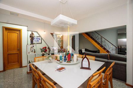Apartamento à venda com 4 quartos, 237m² em Santa Rosa, Niterói