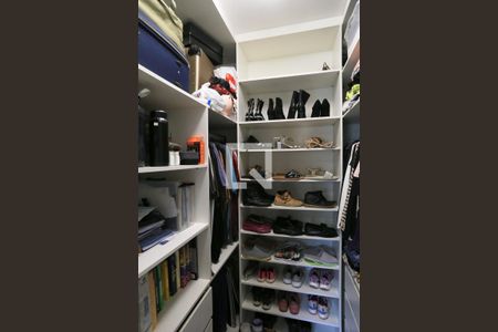 Closet da suíte de apartamento à venda com 3 quartos, 88m² em Serra, Belo Horizonte