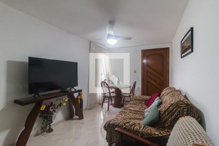 Sala de apartamento para alugar com 2 quartos, 50m² em Jardim Marica, Mogi das Cruzes