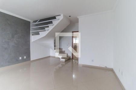Sala de casa para alugar com 3 quartos, 142m² em Jardim Camila, Mogi das Cruzes