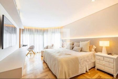 Casa à venda com 4 quartos, 480m² em Alphaville Residencial Um, Barueri