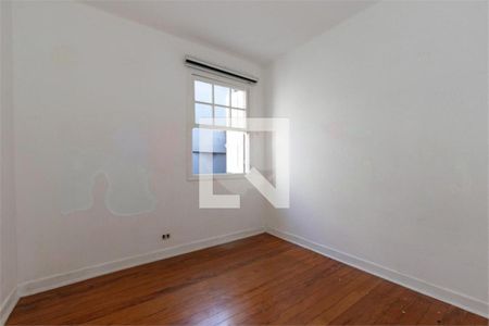 Casa à venda com 3 quartos, 203m² em Jardim São Paulo, São Paulo