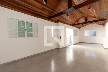 Casa à venda com 3 quartos, 203m² em Jardim São Paulo, São Paulo