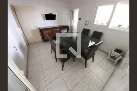 Casa à venda com 4 quartos, 450m² em Vila Santa Maria, São Paulo