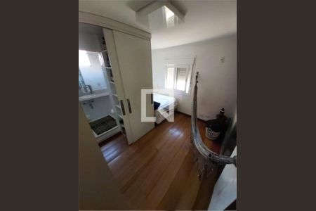 Casa à venda com 4 quartos, 450m² em Vila Santa Maria, São Paulo