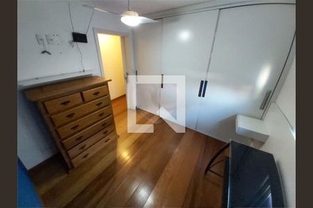 Casa à venda com 4 quartos, 450m² em Vila Santa Maria, São Paulo