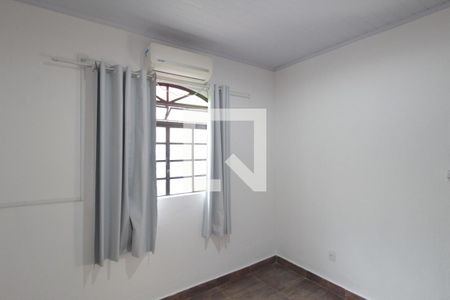 Quarto 1 de casa para alugar com 3 quartos, 146m² em Etelvina Carneiro, Belo Horizonte