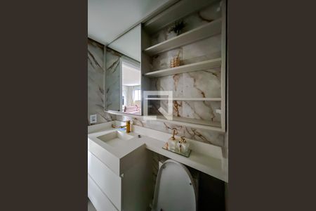 Banheiro de apartamento para alugar com 1 quarto, 34m² em Lapa de Baixo, São Paulo