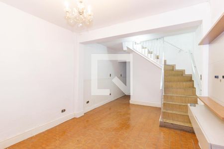 Sala de casa à venda com 4 quartos, 152m² em Vila Pereira Cerca, São Paulo
