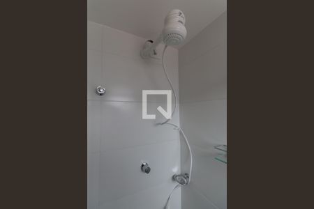 Banheiro da Suíte de apartamento para alugar com 1 quarto, 30m² em Vila Mazzei, São Paulo
