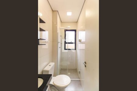 Banheiro de kitnet/studio para alugar com 1 quarto, 25m² em Vila Prudente, São Paulo