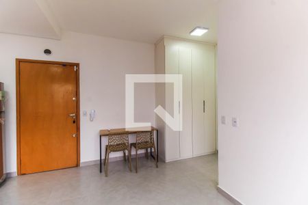Sala/Quarto de kitnet/studio para alugar com 1 quarto, 25m² em Vila Prudente, São Paulo