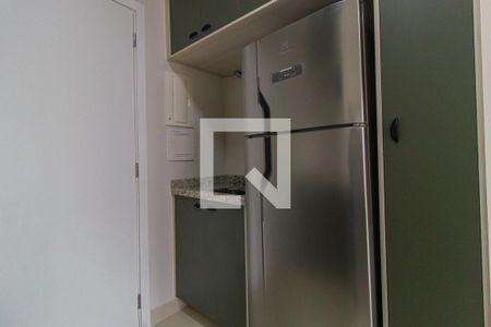Cozinha - Armários de apartamento para alugar com 1 quarto, 36m² em Água Verde, Curitiba