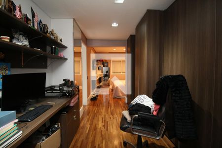 Suite 1 de apartamento à venda com 2 quartos, 141m² em Jardim Colombo, São Paulo