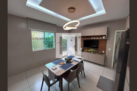 Casa à venda com 4 quartos, 209m² em São Francisco, Niterói