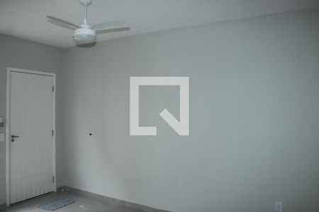 Casa de Condomínio para alugar com 2 quartos, 50m² em Água Espraiada (caucaia do Alto), Cotia