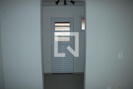 Casa de Condomínio para alugar com 2 quartos, 50m² em Água Espraiada (caucaia do Alto), Cotia