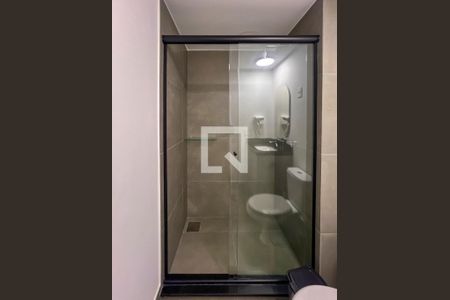 Banheiro  de apartamento para alugar com 1 quarto, 29m² em Boa Vista, Porto Alegre
