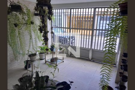 Foto 01 de casa à venda com 3 quartos, 80m² em Vila Constança, São Paulo