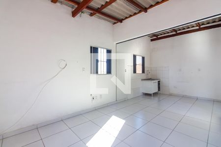 Comodo  de casa para alugar com 1 quarto, 30m² em Novo Osasco, Osasco
